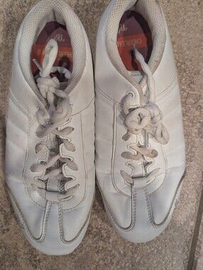 Varsity Cheerleader Leather Shoes Size 6.5